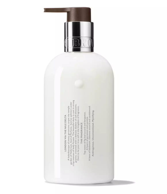 Molton Brown Geranium Nefertum Lozione Corpo 300 ml - Idratante con note di foglie di fico, muschio di quercia e geranio