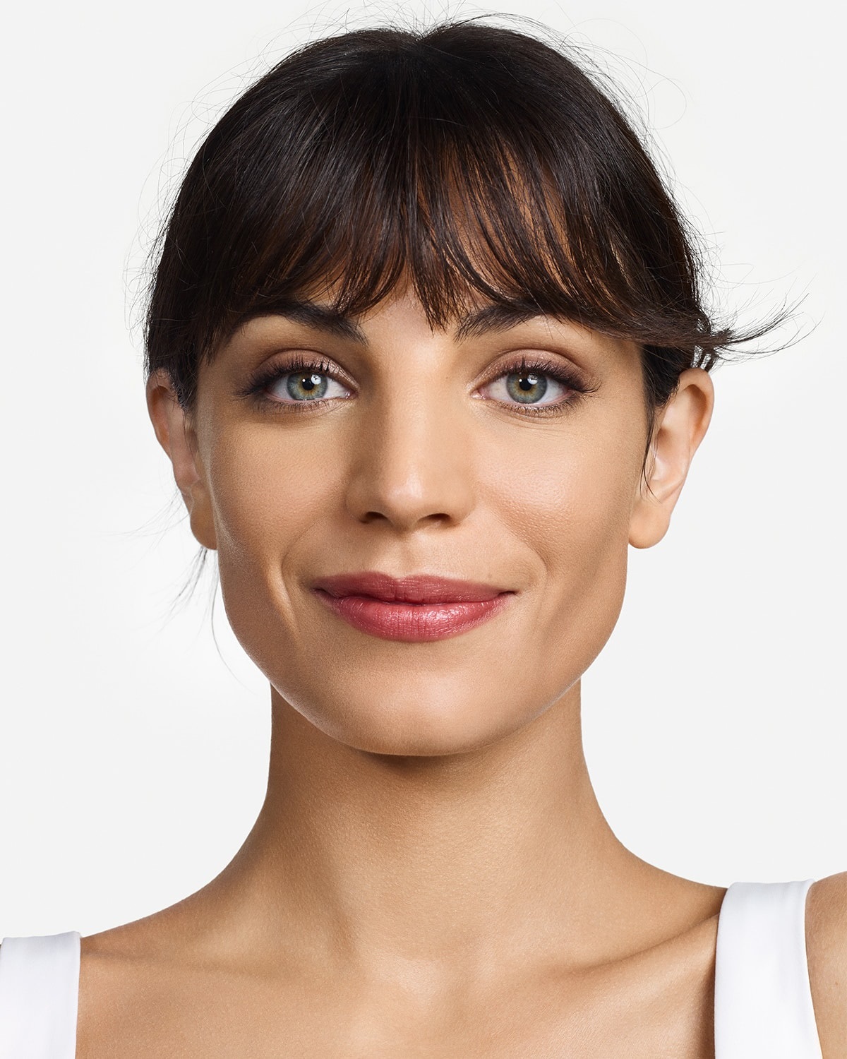 Clinique Beyond Perfecting Fondotinta e Correttore 2 in 1 - 30 ml, Tonalità 11 Honey, Copertura Totale, Formula Leggera e Idratante