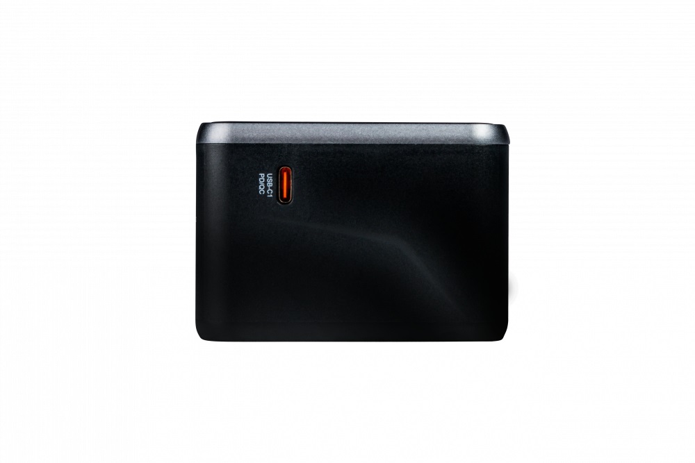 Verbatim UTA-04 Adattatore da Viaggio Universale 6 in 1, Ricarica PD 61W, 3xUSB, 2xType-C, Compatibile in oltre 180 Paesi