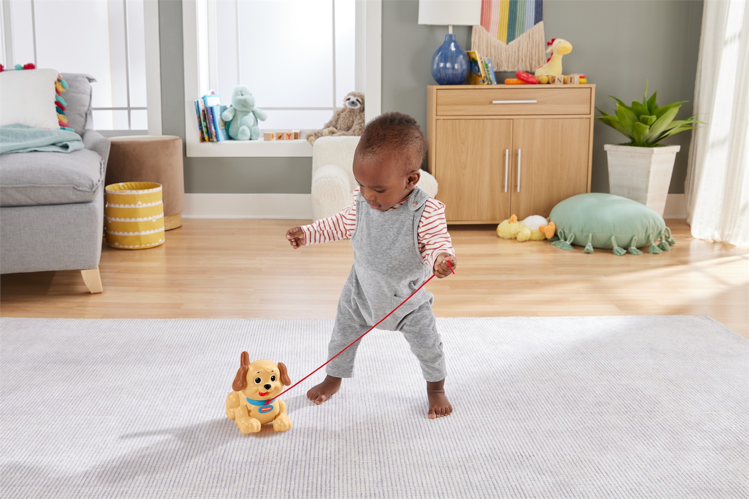 Fisher-Price H9447 Piccolo Snoopy - Cagnolino da Trainare per Bambini 12m con Funzioni Interattive