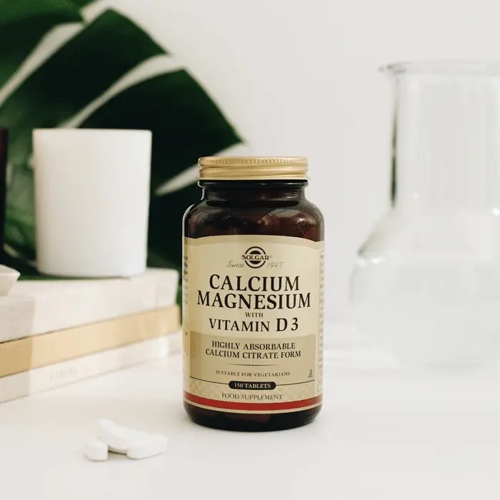 Solgar Calcio, Magnesio con Vitamina D3 - 150 Compresse per Ossa Forti e Salute Generale