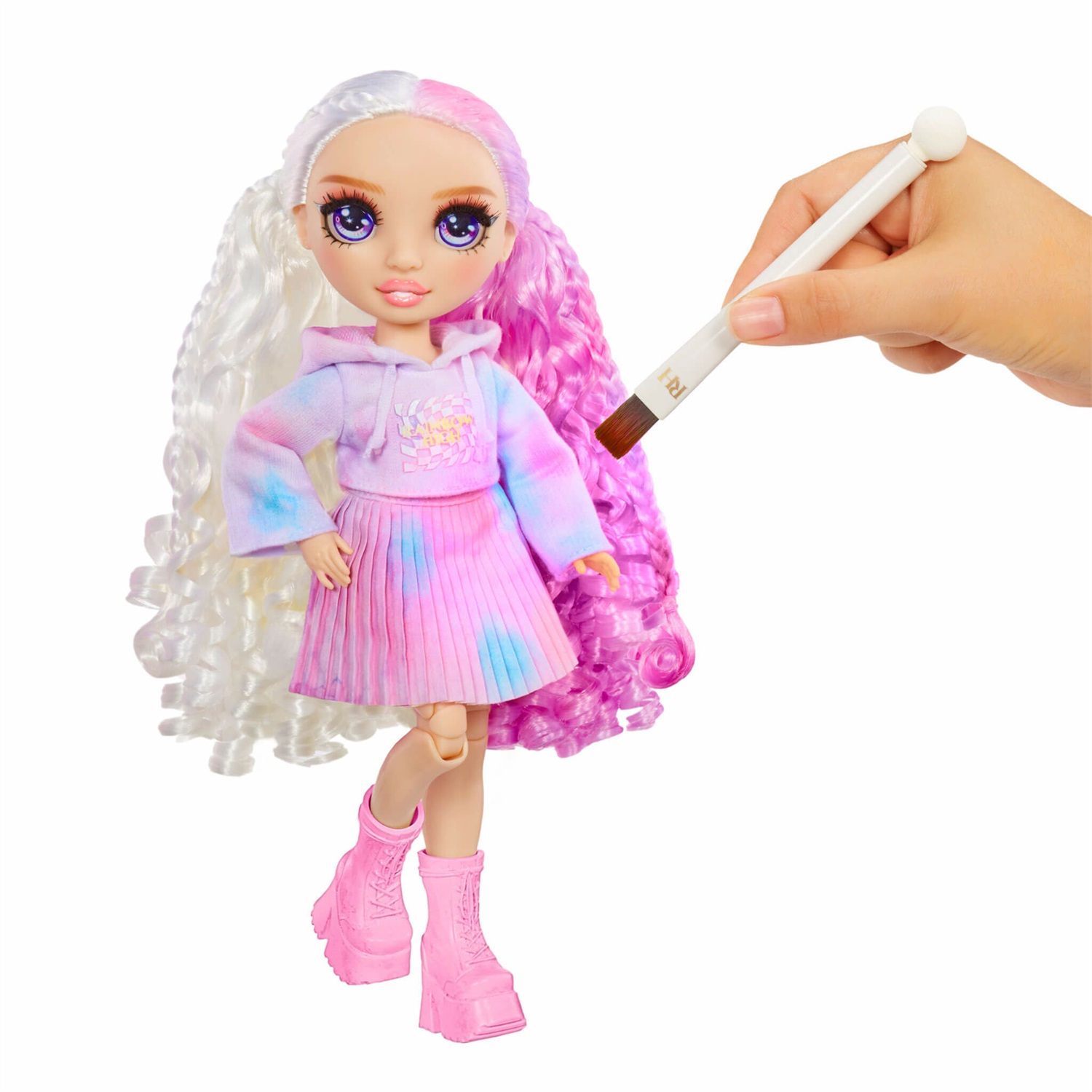 Rainbow High Watercolour & Create DIY Fashion Doll - Occhi Viola, Capelli Ricci, Kit Acquerelli Lavabili e Tie-Dye, Top e Scarpe Extra