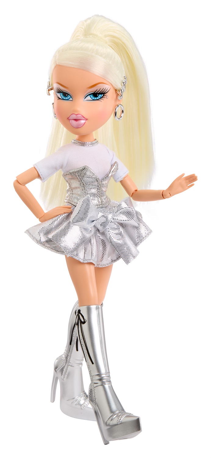 MGA ENTERTAINMENT Bratz Charmz Cloe - Bambola fashion con braccialetto collezionabile e abbigliamento personalizzabile