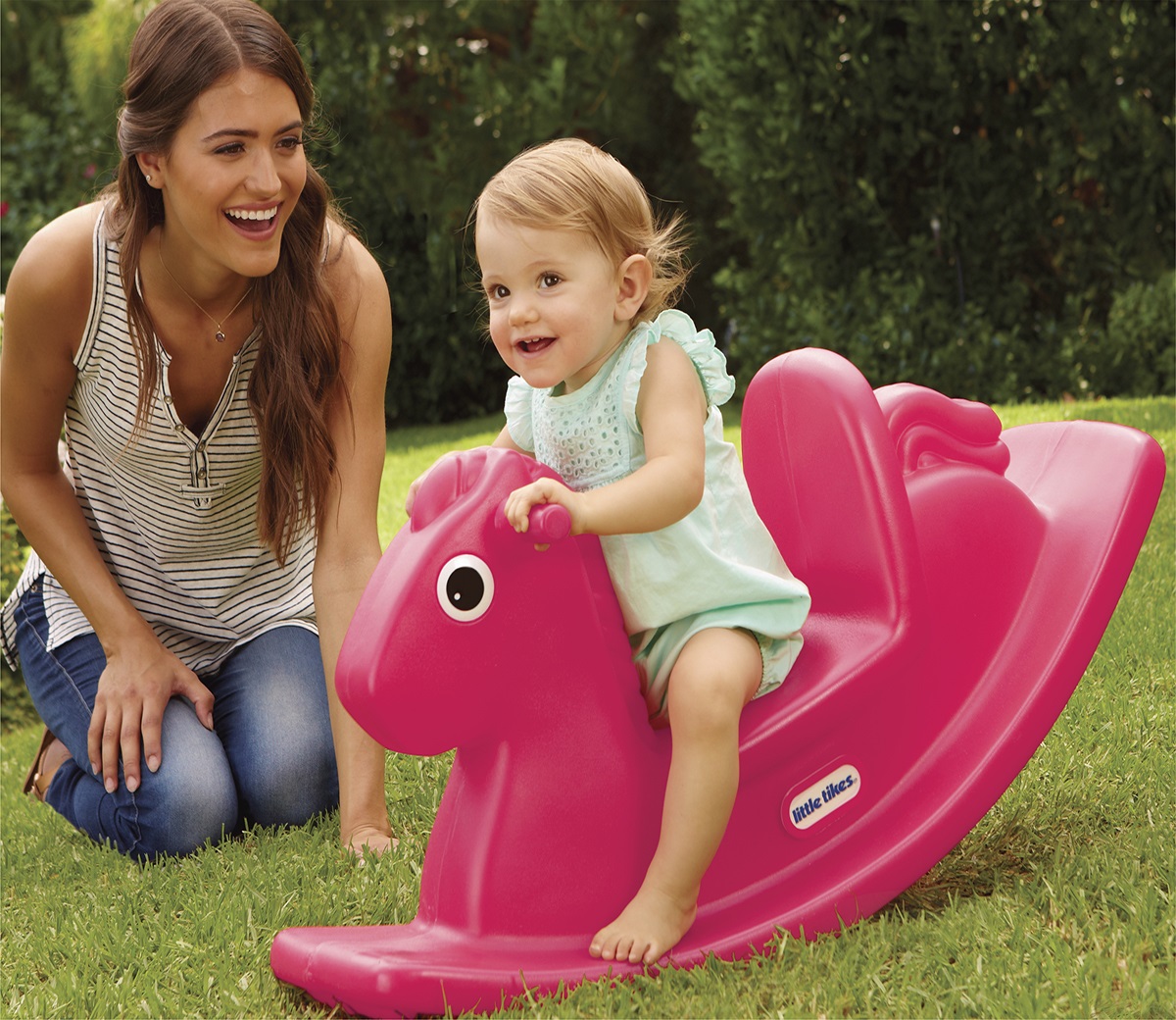Little Tikes Cavallino a Dondolo Magenta - Giocattolo Cavalcabile in Plastica con Maniglie e Sedile Stabile per Bambini da 12 Mesi
