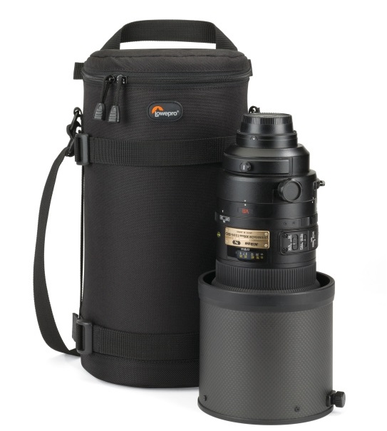 Lowepro Lens Case 13x32 cm Nero - Custodia per Obiettivo con Imbottitura in Schiuma e Protezione dalla Polvere