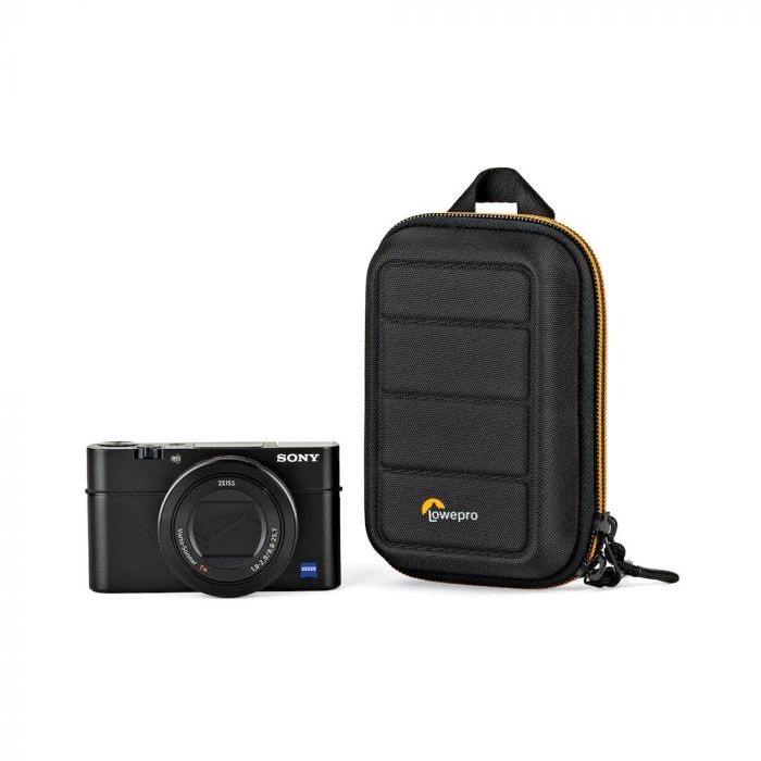 Lowepro Hardside CS 40 - Custodia per fotocamera, action cam e fotocamera a 360 gradi, disponibile in Nero e Nero/Arancione