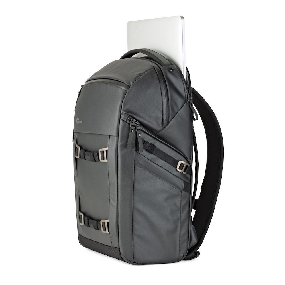 Lowepro FreeLine BP 350 AW II Zaino Nero - Versatile e Premium per Fotografi e Videografi