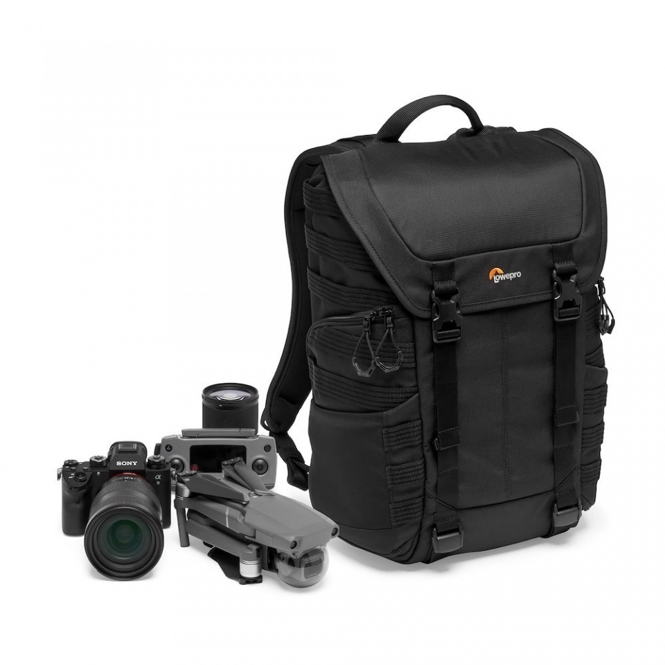 Lowepro ProTactic BP 300 AW II Zaino Fotografico Nero per Mirrorless e Reflex con Divisori QuickShelf e Spazio per Attrezzatura ed Effetti Personali