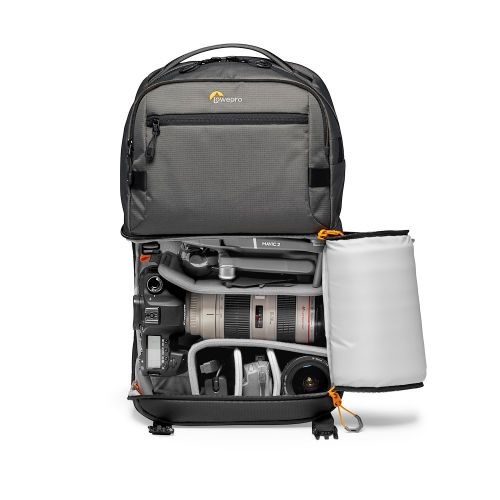 Lowepro Fastpack Pro BP 250 AW III - Zaino fotografico per Fotocamera Mirrorless e DSLR con capacità per 2-3 obiettivi e laptop da 15