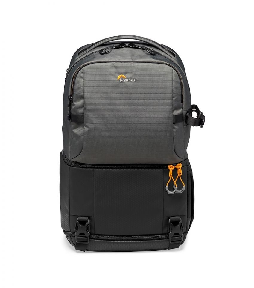 Lowepro Fastpack BP 250 AW III Zaino Fotografico Nero con QuickDoor Access e Tasca per Laptop da 13″