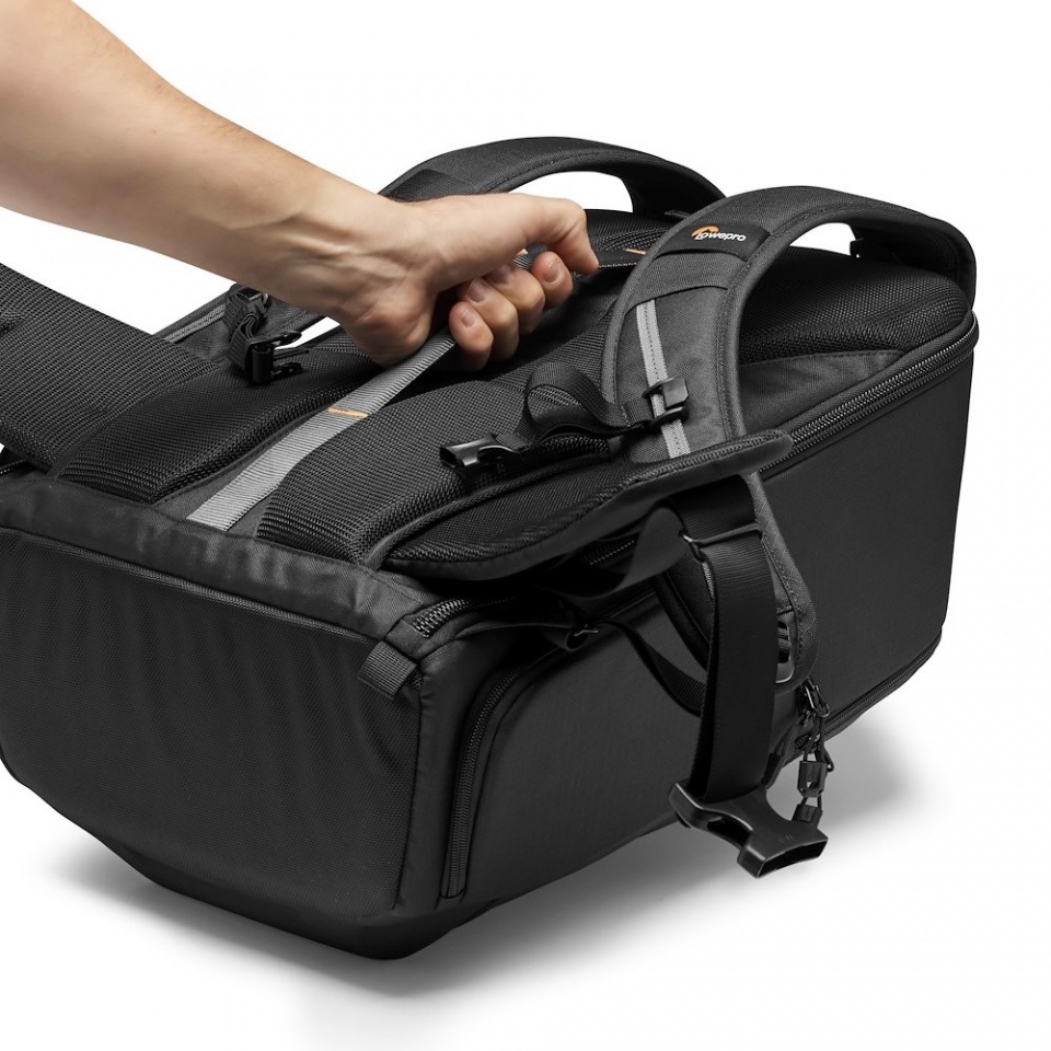 Lowepro Flipside BP 300 AW III Zaino Fotografico Nero per Fotocamere Mirrorless e DSLR con Doppio Accesso, Protezione Rinforzata e Spazio per Laptop