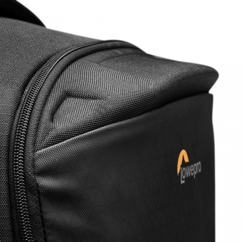 Lowepro Flipside BP 300 AW III Zaino Fotografico Nero per Fotocamere Mirrorless e DSLR con Doppio Accesso, Protezione Rinforzata e Spazio per Laptop