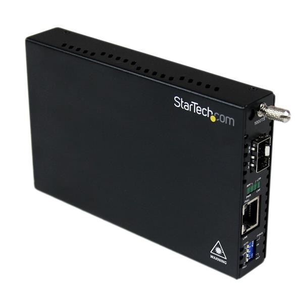 StarTech.com Convertitore multimediale in fibra Gigabit Ethernet con slot SFP aperto (ET91000SFP2) - 1GbE, 1000Base-T, 1000Base-LX, 1000Base-SX, RJ-45 / SFP (mini-GBIC)