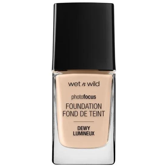 Wet n Wild Photo Focus Foundation DEWY 30 ml - Fondotinta Idratante Soft Ivory, Leggero e Nutriente, Copertura Media a Piena