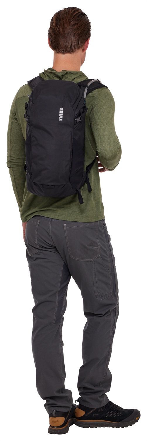 Thule Zaino AllTrail 16L - Nero, Unisex, 100% Poliestere, Cintura Toracica e Lombare
