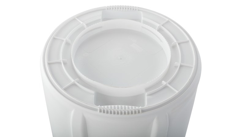 Rubbermaid Contenitore Brute Rotondo 121L Bianco in Plastica - Altezza 69 cm