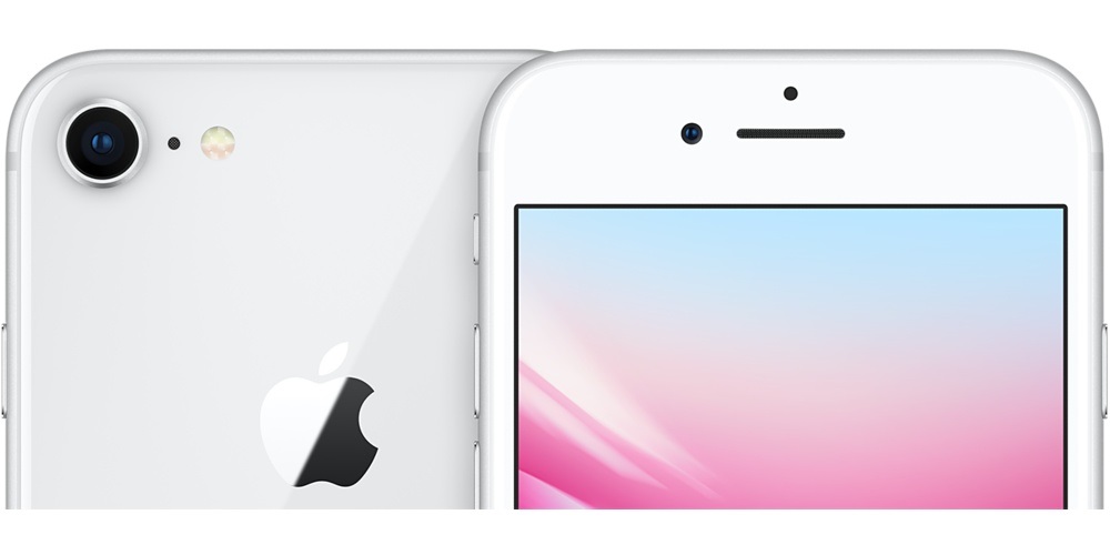 Apple iPhone 8 64GB Argento - Display 4.7