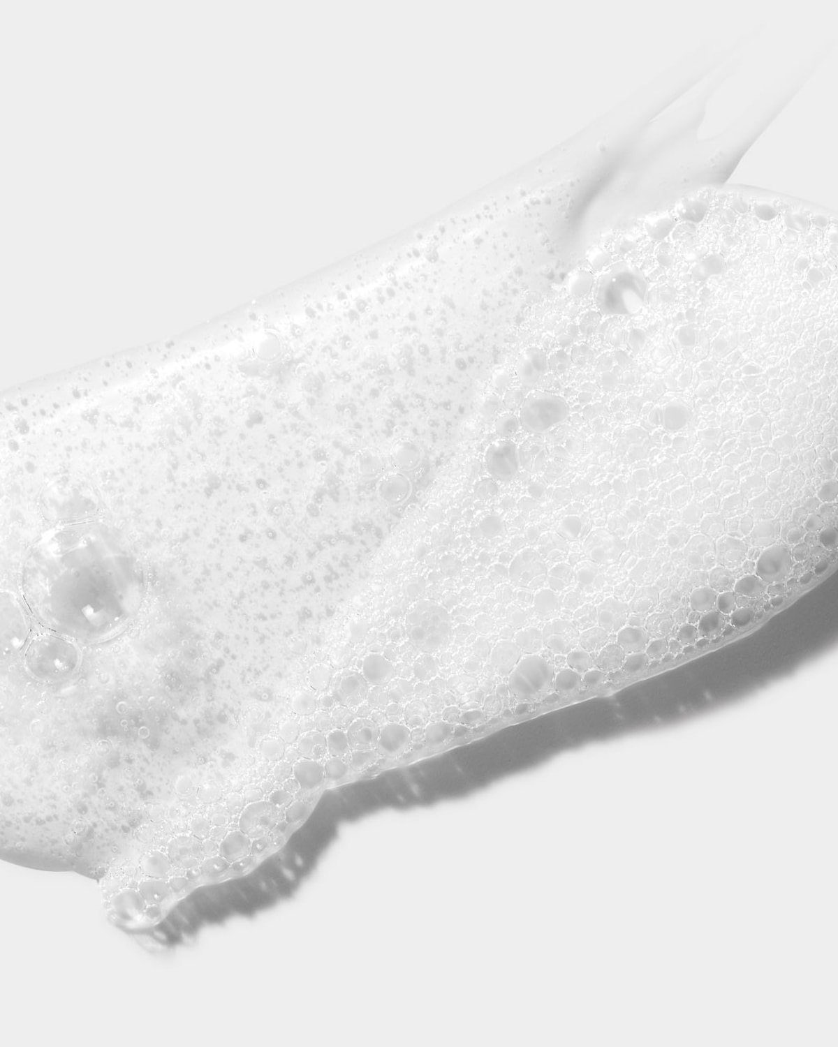 Clinique All About Clean 2-in-1 Cleansing Exfoliating Jelly 150 ml - Gel Detergente e Esfoliante con Acido Salicilico e Perle di Bambù