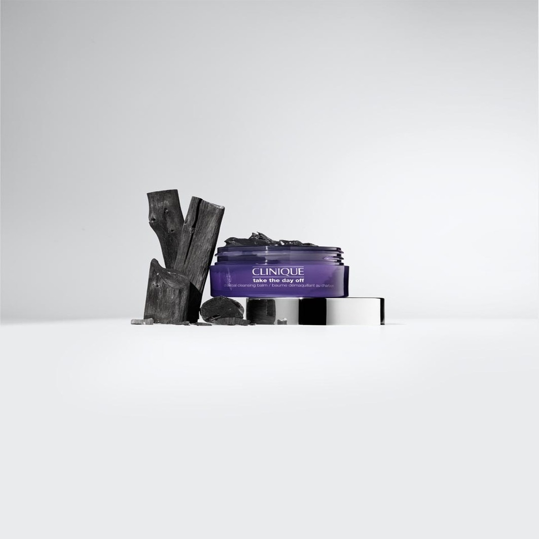Clinique Take The Day Off Charcoal Cleansing Balm 125 ml - Balsamo Struccante Nutriente con Carbone Attivo