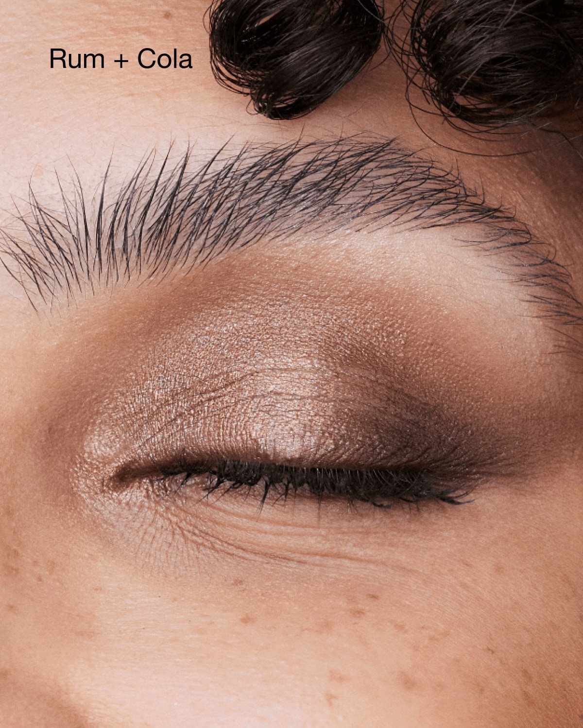 Clinique High Impact Shadow Play™ Shadow Definer 4 ml - Ombretto in Stick e Polvere Rum Cola, Satinato, Opaco, Brillante