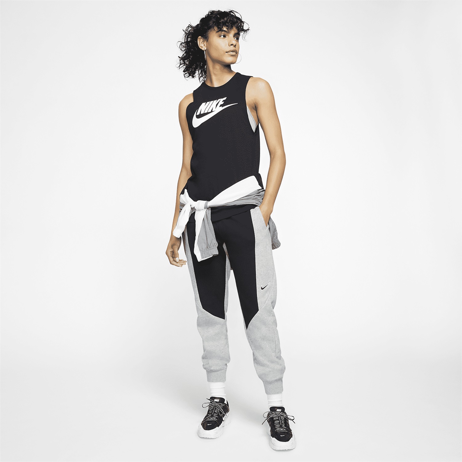 Nike Futura Big Logo W - Canottiera Donna Nero/White, XS-XL, Dri-FIT, Ampia Libertà di Movimento