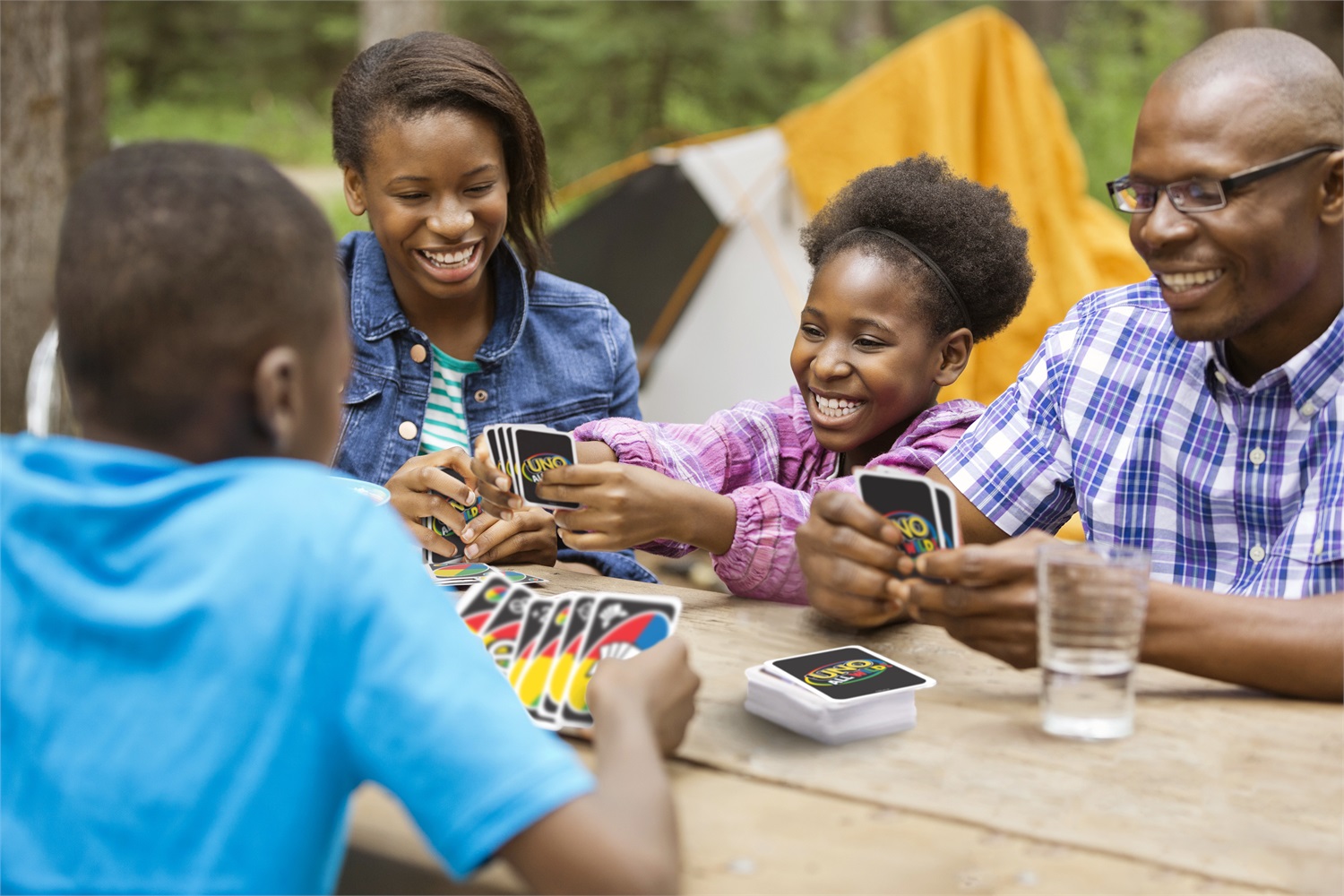 Mattel UNO All Wild - Gioco di Carte per Famiglie e Bambini 7 Anni, HHL33