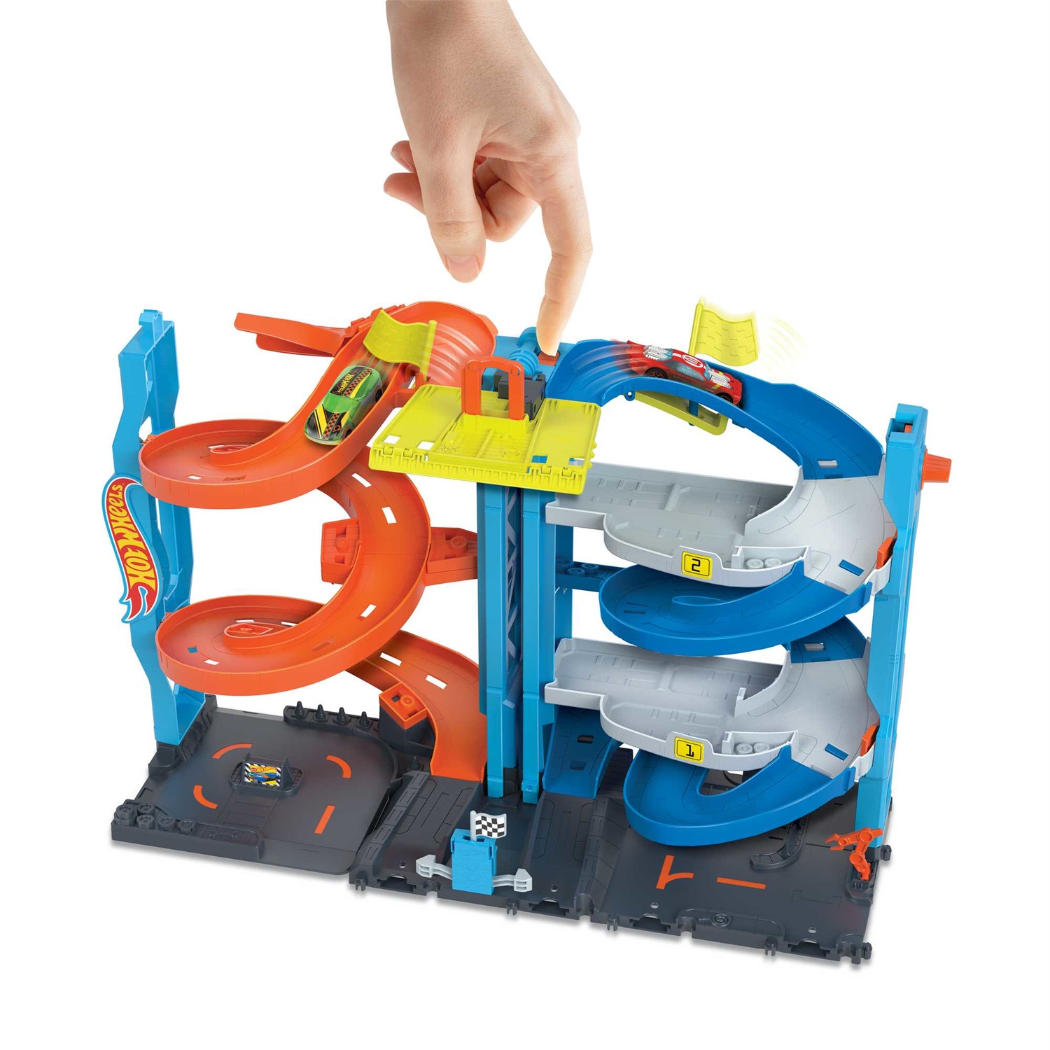 Hot Wheels City Playset HKX43 con Pista, 1 Macchinina, Torre 2 in 1 e Ascensore Azionabile - Giocattolo per Bambini 3 Anni