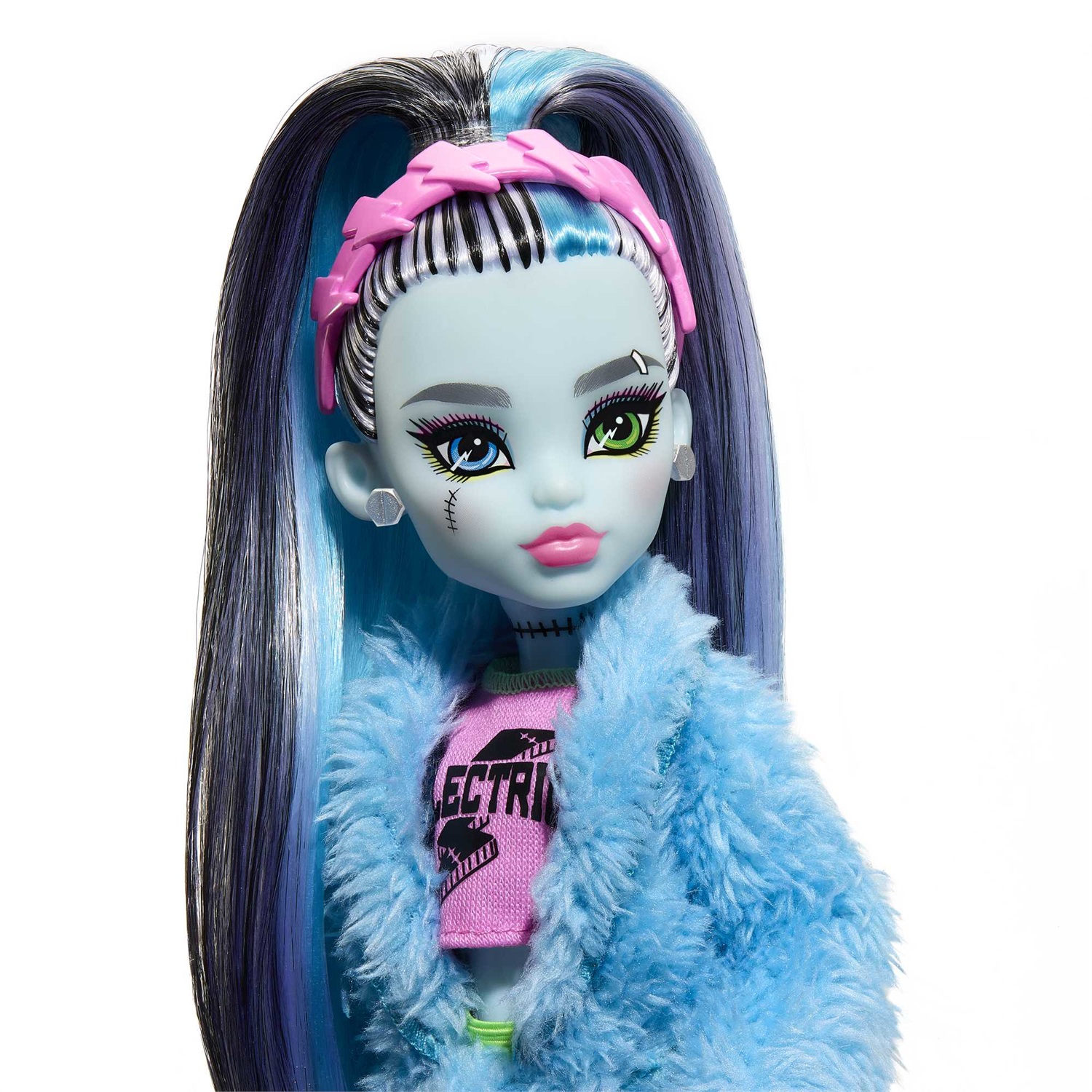 Mattel Monster High HKY68 Frankie Stein - Bambola Creepover Party con Outfit Dettagliato e Cucciolo Watzie, Giocattolo per Bambini 4 Anni