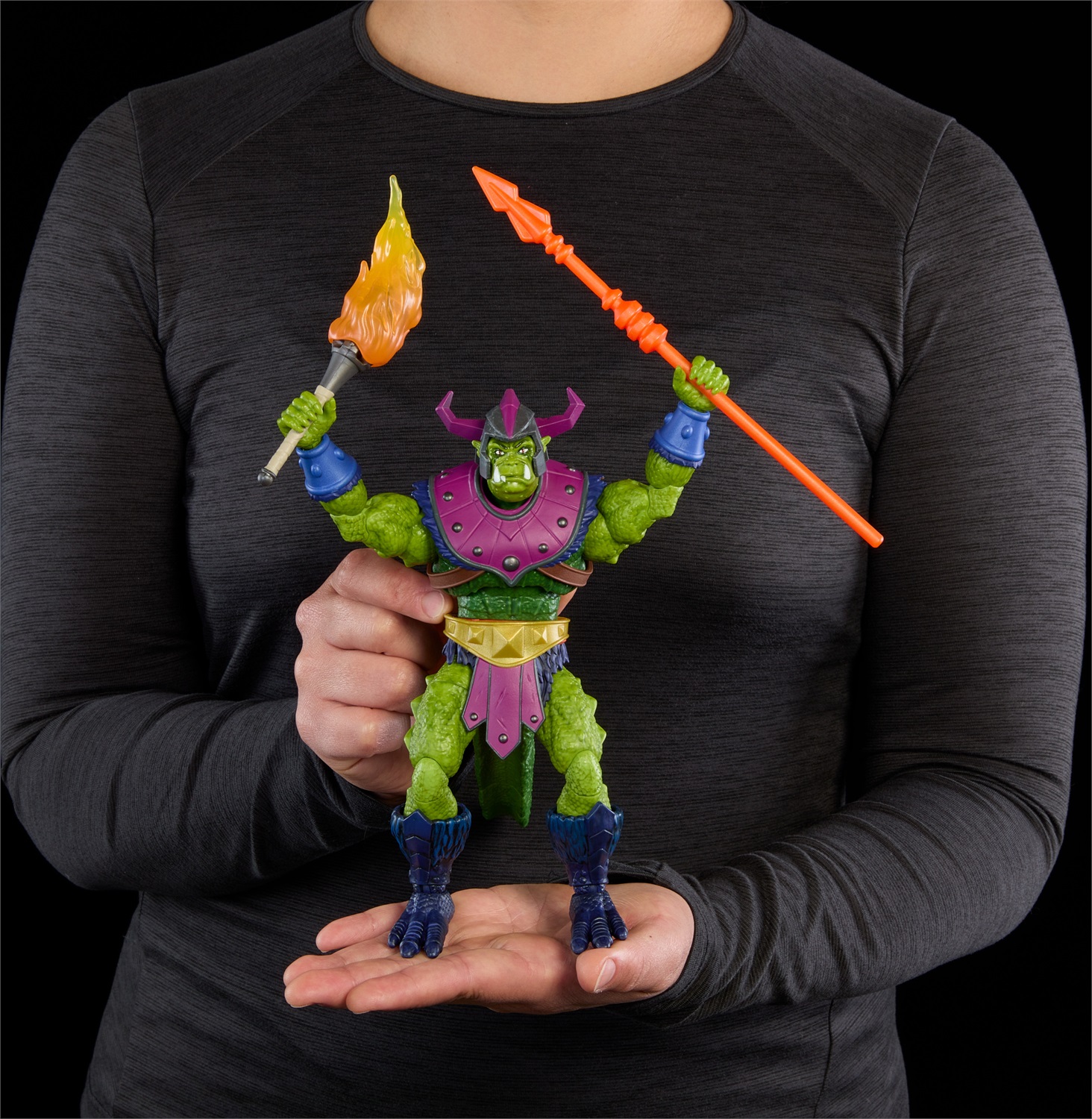 Mattel Masters of the Universe Masterverse - Action Figure Deluxe Whiplash New Eternia da 21 cm con 30 Punti di Articolazione e Accessori da Combattimento, Giocattolo per Bambini 6