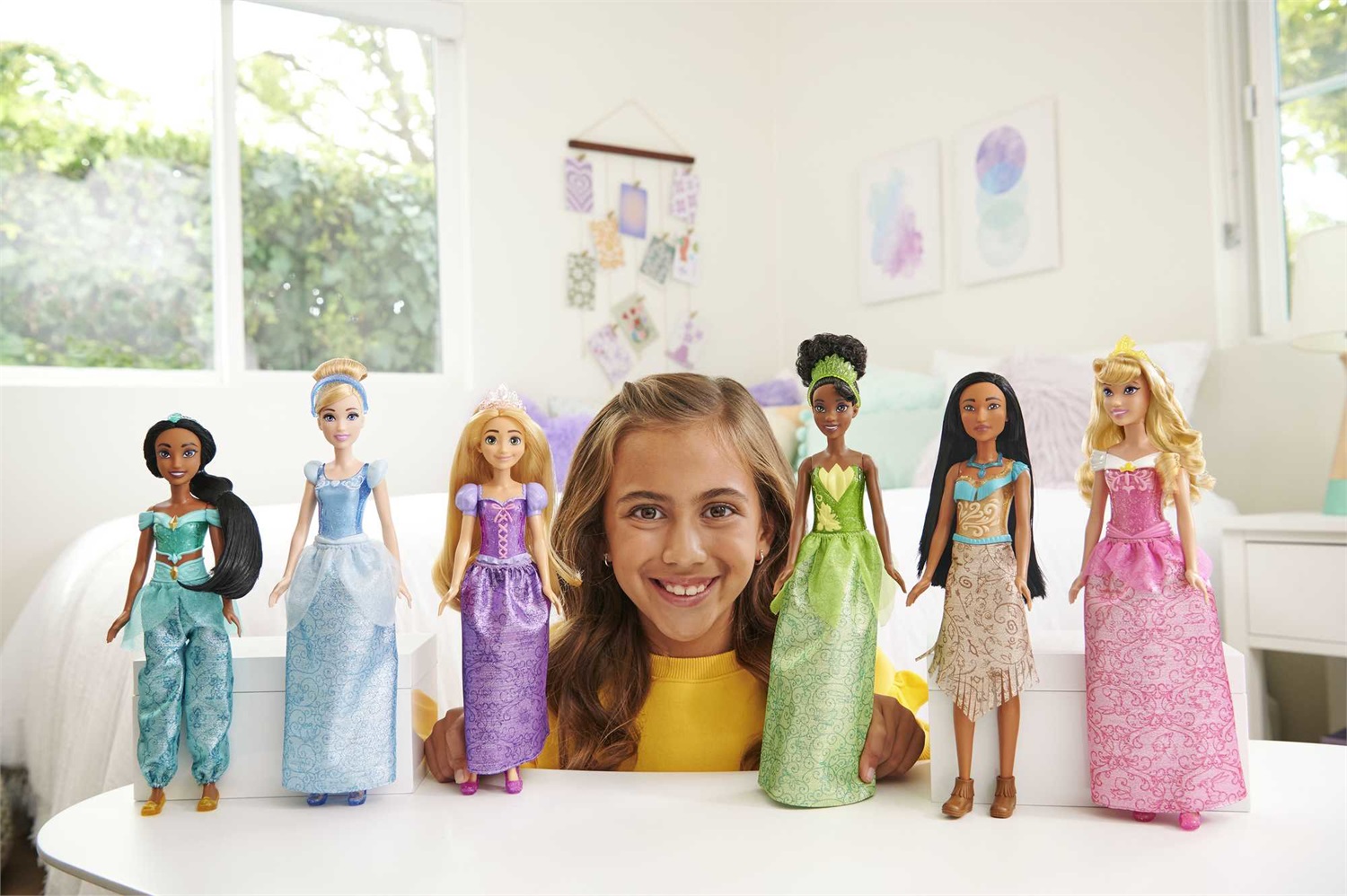 Mattel Disney Principessa Bambola HLW02 - Multicolore, Ispirata ai Personaggi dei Film Disney