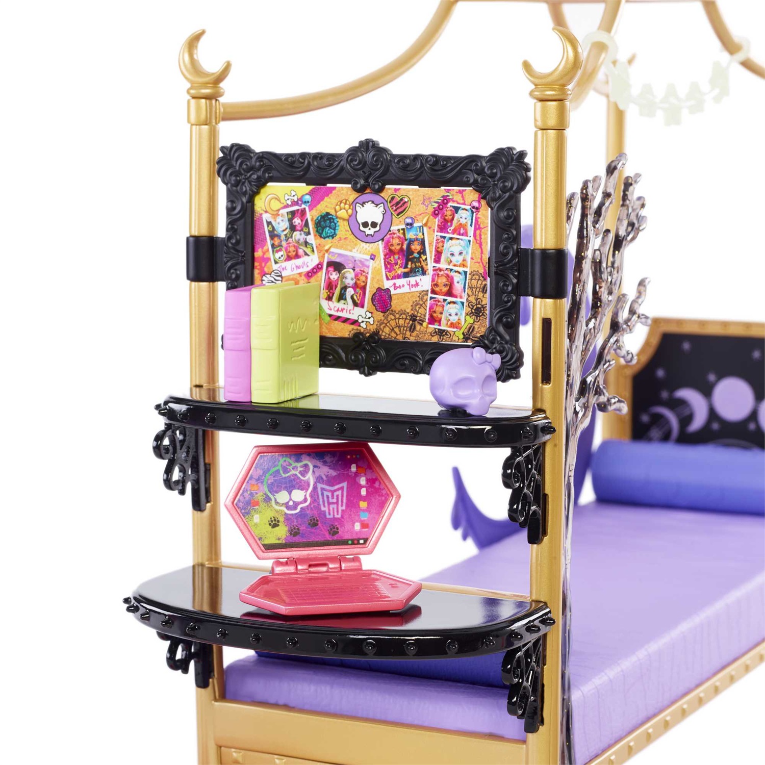 Monster High HMV77 - Camera da Letto di Clawdeen Wolf, Playset con Accessori, Mobili e Foglio di Adesivi, Giocattolo per Bambini 4 Anni
