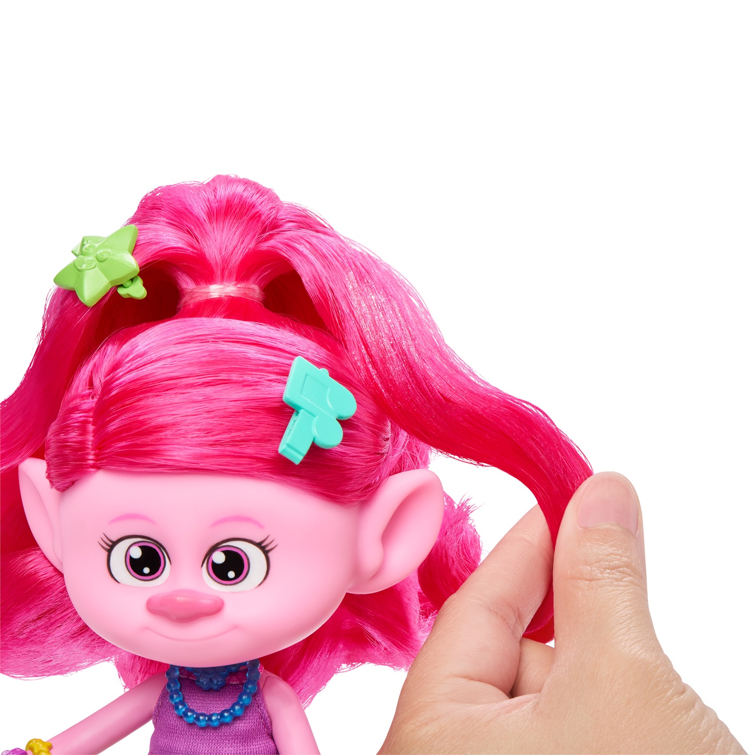 Mattel Trolls 3 - Regina Poppy Hair-Tastic con Capelli Rosa, Pettine Glitterato e 15 Accessori, Giocattolo per Bambini 3 Anni, HNF25
