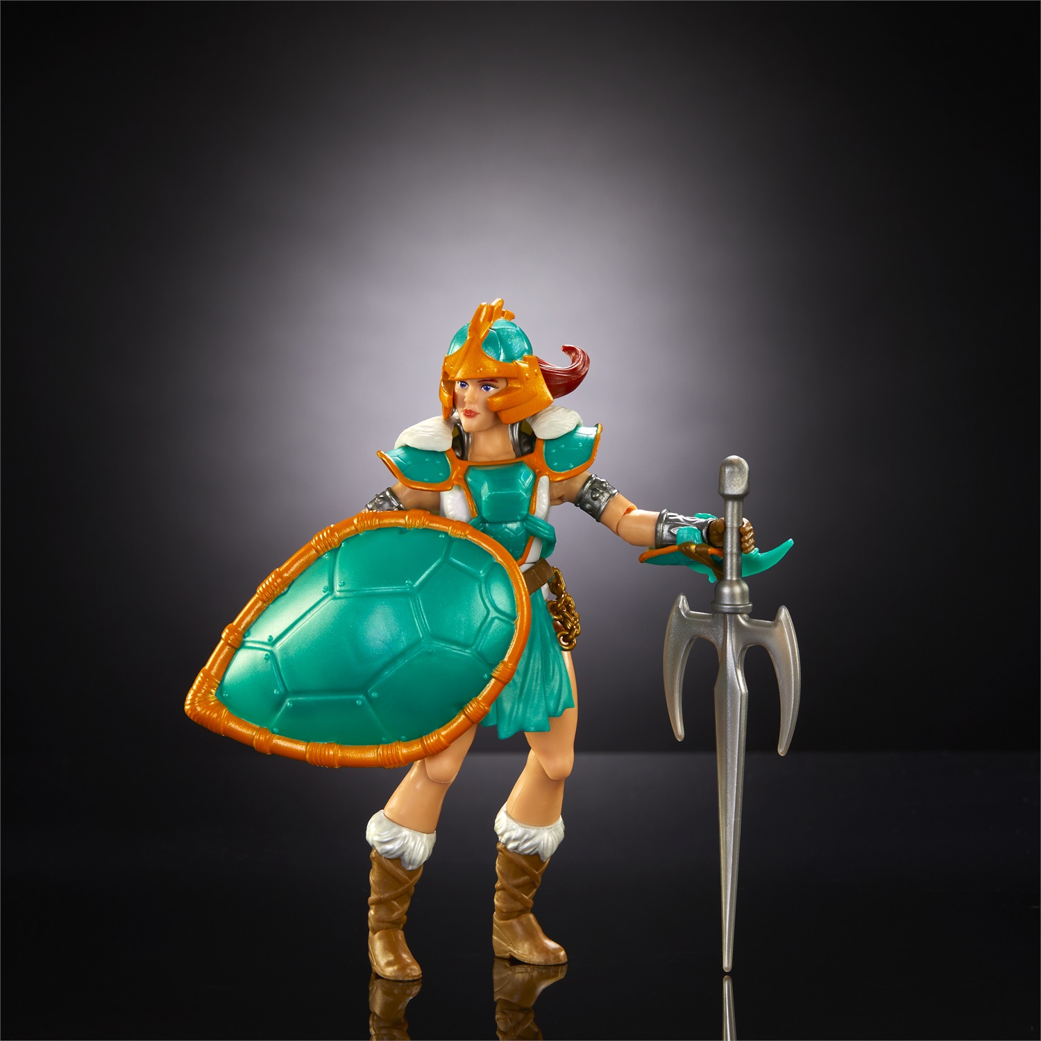 Mattel Masters of the Universe Origins - Teela Turtles of Grayskull, Action Figure Snodata con Armatura, Scudo e Accessori, Crossover MOTU e Tartarughe Ninja, Giocattolo per Bambini 6 Anni