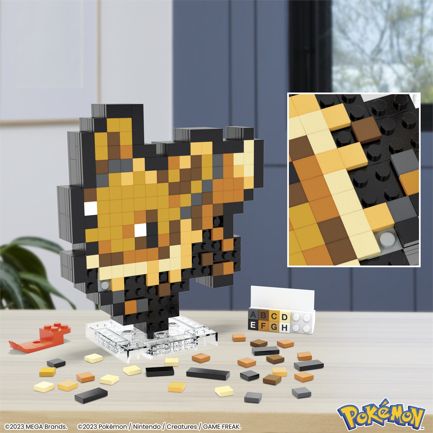 MEGA Eevee Pixel Art - Set da costruire con 323 pezzi in stile retrò pixelato, altezza 15,2 cm, per collezionisti, 13 anni, HTH78