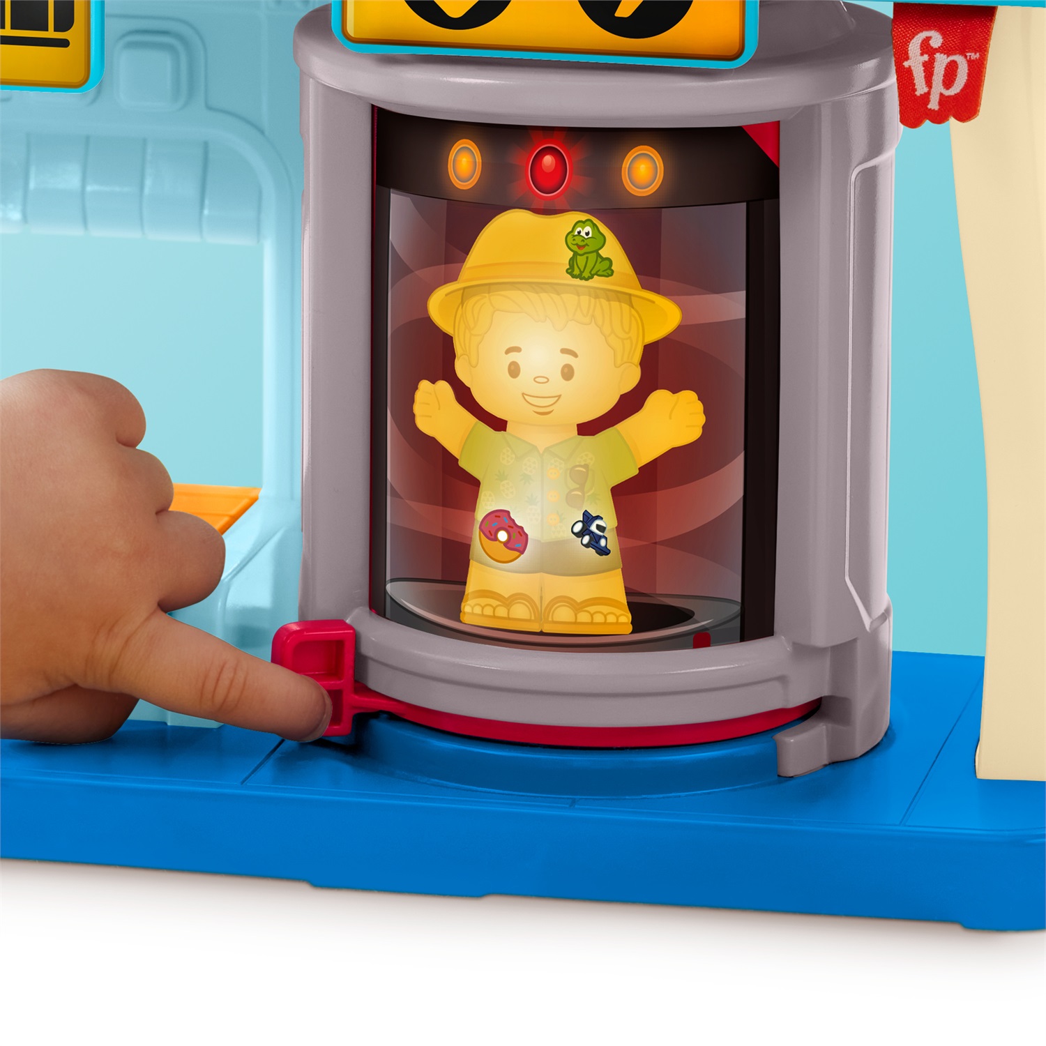 Fisher-Price Little People - Avventure in Aeroporto, playset con nastro trasportatore dei bagagli, include 1 aereo, 2 personaggi e bagagli, giocattolo per bambini 1 anni, HTJ26
