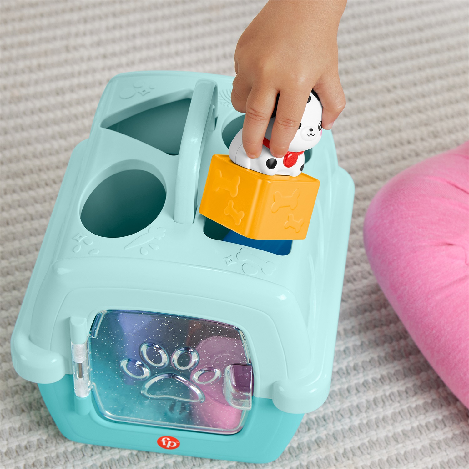 Fisher-Price HTW93 Trasportino Cercaforme Animali con 4 Blocchi e Formine - Giocattolo Educativo per Bambini 6 Mesi