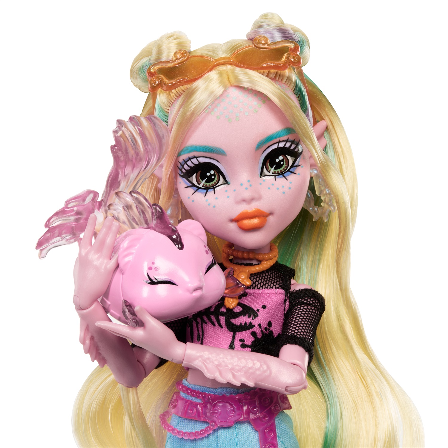 Monster High Lagoona Blue - Bambola con T-shirt in Mesh, Pantaloni Cargo, Pesciolina Neptuna e Accessori Inclusi, Giocattolo per Bambini 4 anni