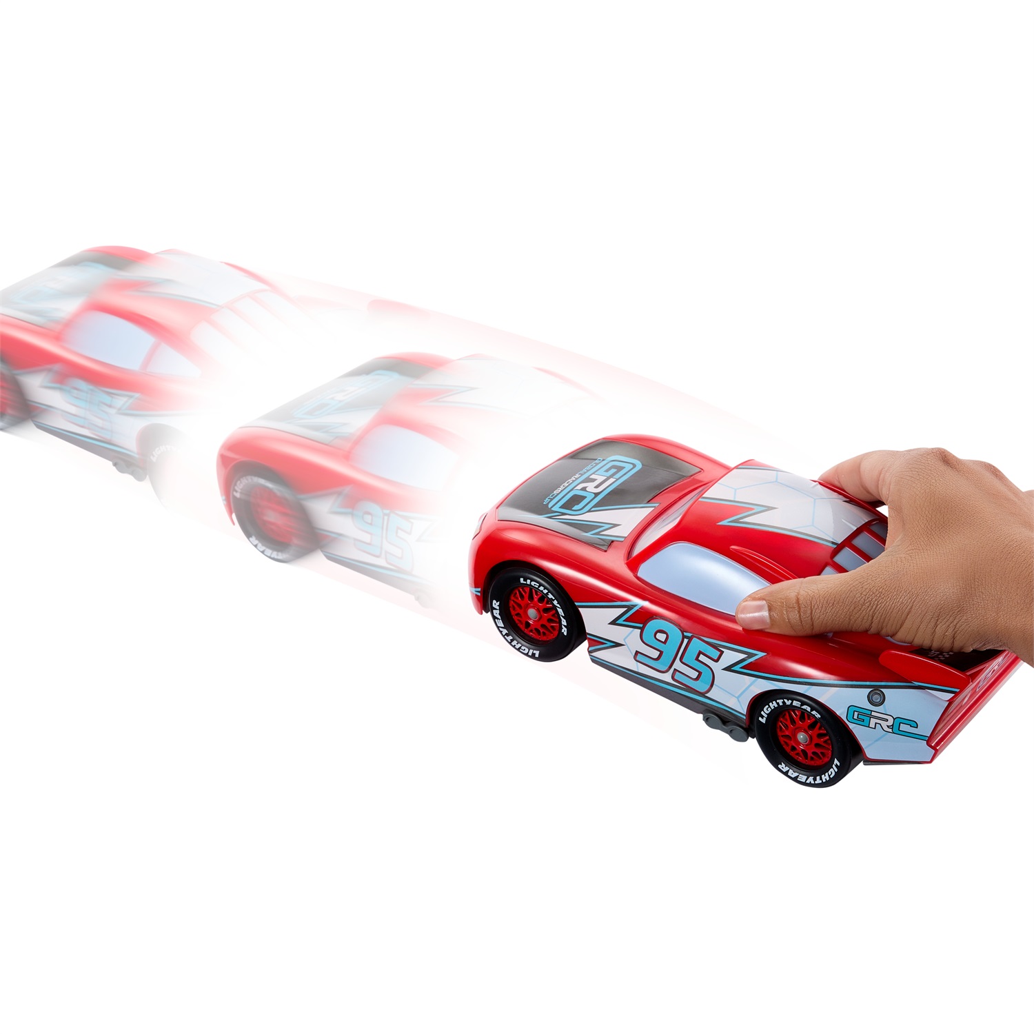 Mattel Cars - Saetta McQueen Corsa Globale Derapa e Sfreccia con 2 modalità di gioco e 4 coni per la pista, giocattolo per bambini 3 anni