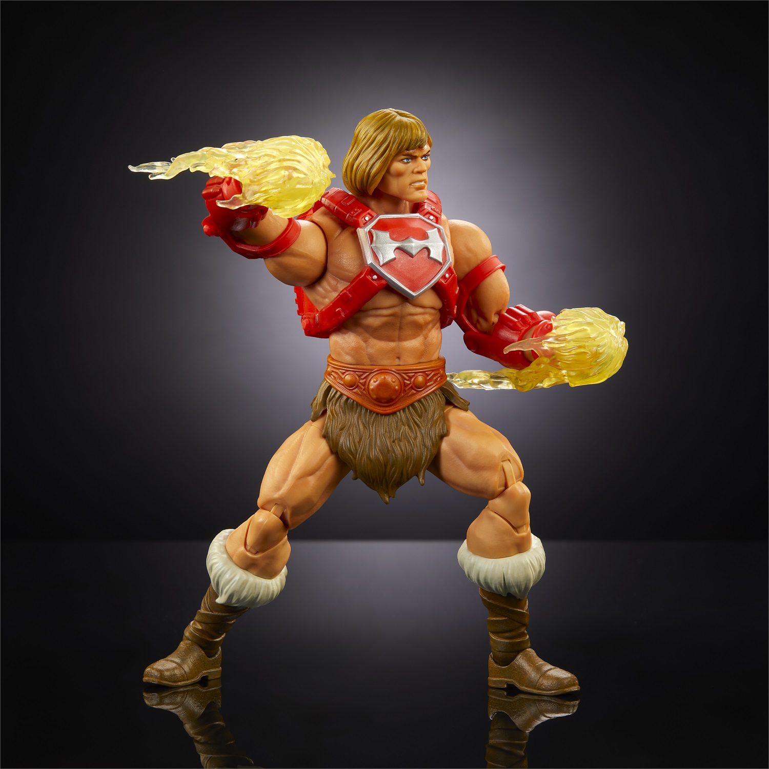 Masters of the Universe Masterverse - New Eternia He-Man Thunder Punch, action figure deluxe 18 cm con 30 punti d'articolazione, accessori e parti intercambiabili, giocattolo per bambini 6 anni
