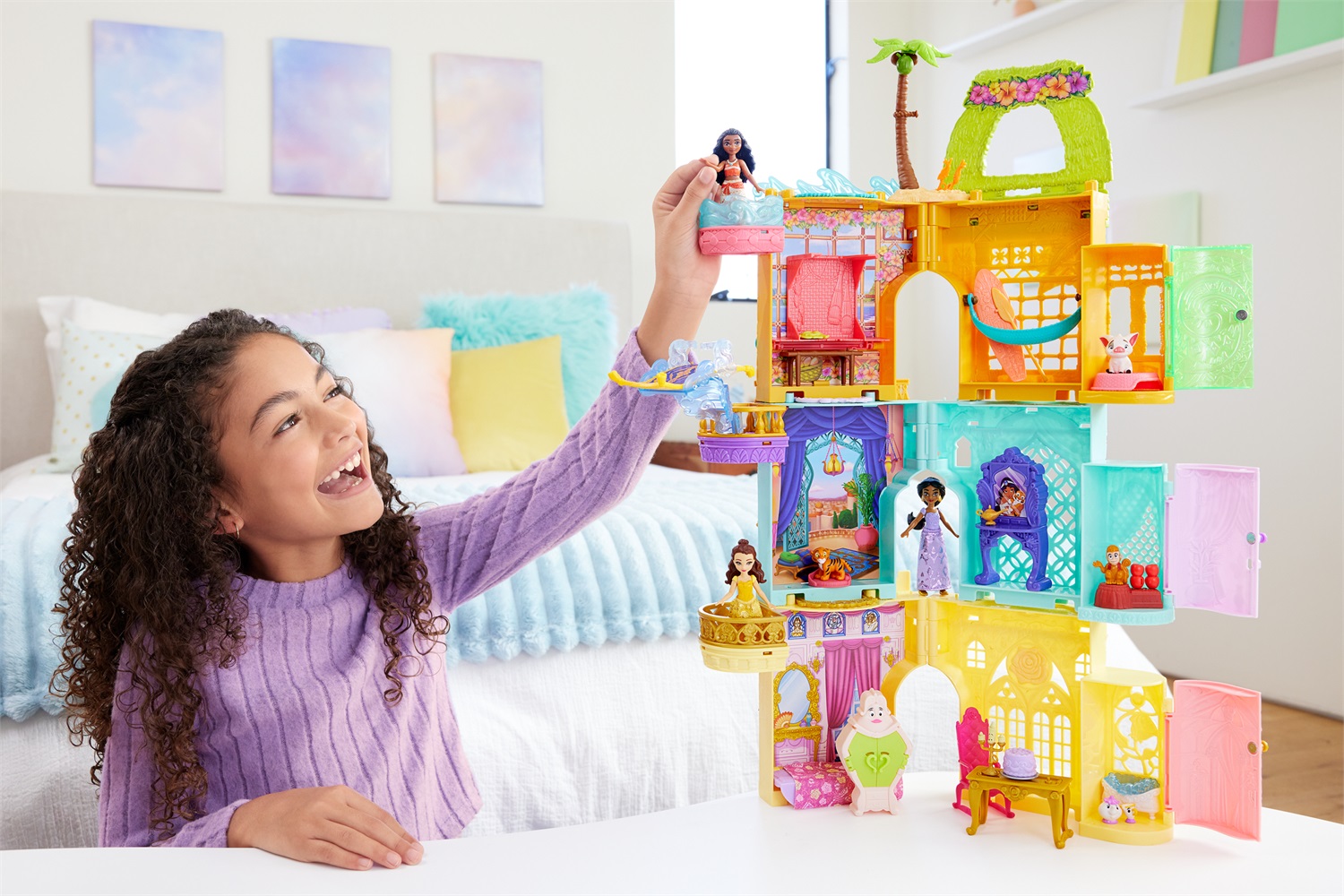Mattel Disney Princess Torre a Sorpresa con Mini Bambola e 4 Accessori a Sorpresa - Giocattolo per Bambini 3 Anni