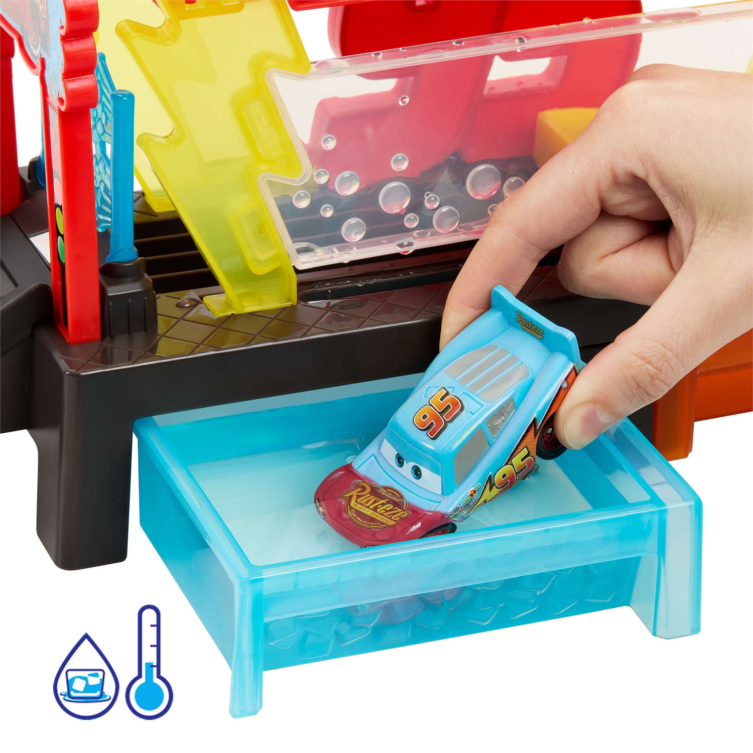 Mattel Disney Pixar Cars - Autolavaggio Corsa Cambia Colore Playset con Rampa e Vasca, Include Veicolo Saetta McQueen Cambia Colore, Giocattolo per Bambini 4 Anni