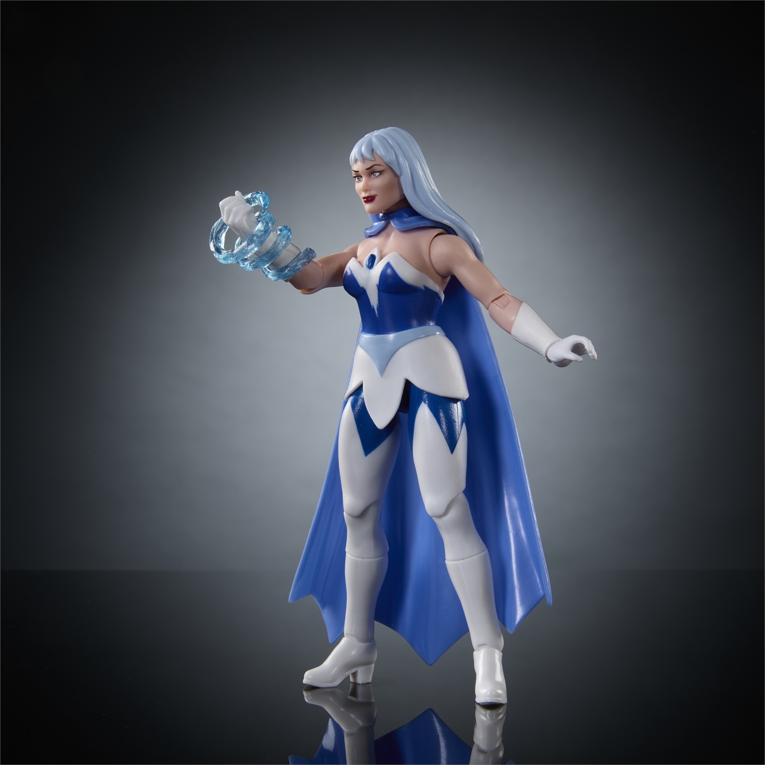 Mattel Masters of the Universe Origins Cartoon Collection Frosta - Action Figure con Poteri Glaciali e Mantello Incluso, 6 Anni