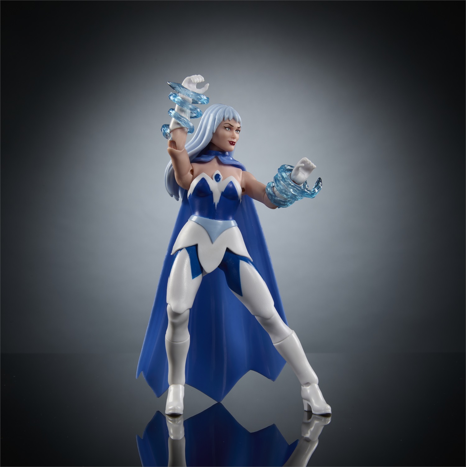 Mattel Masters of the Universe Origins Cartoon Collection Frosta - Action Figure con Poteri Glaciali e Mantello Incluso, 6 Anni