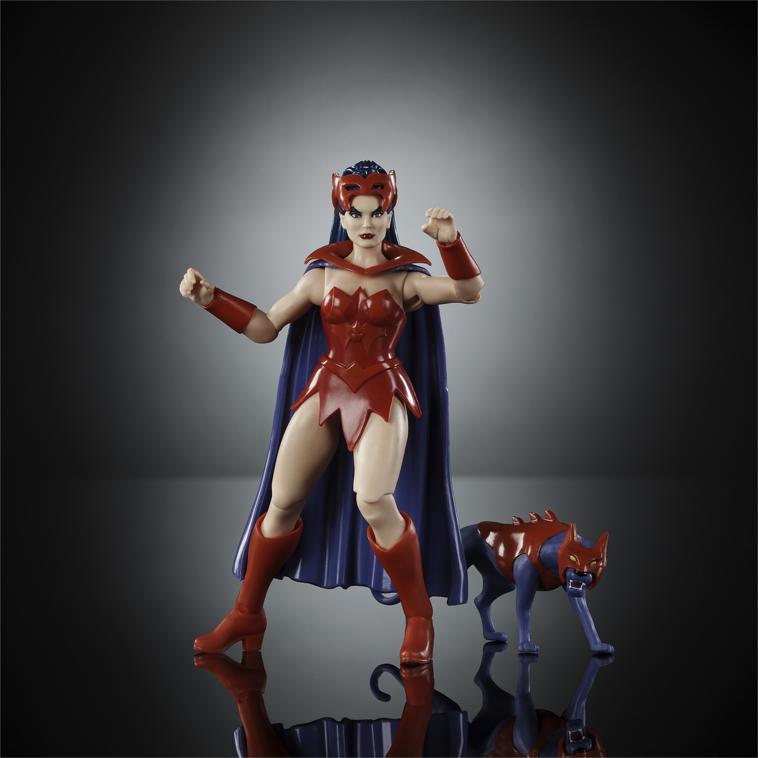 Mattel Masters of the Universe Origins Catra - Action Figure Eroina della Serie MOTU Anni '80 con Accessori Inclusi, Giocattolo da Collezione, 6 Anni