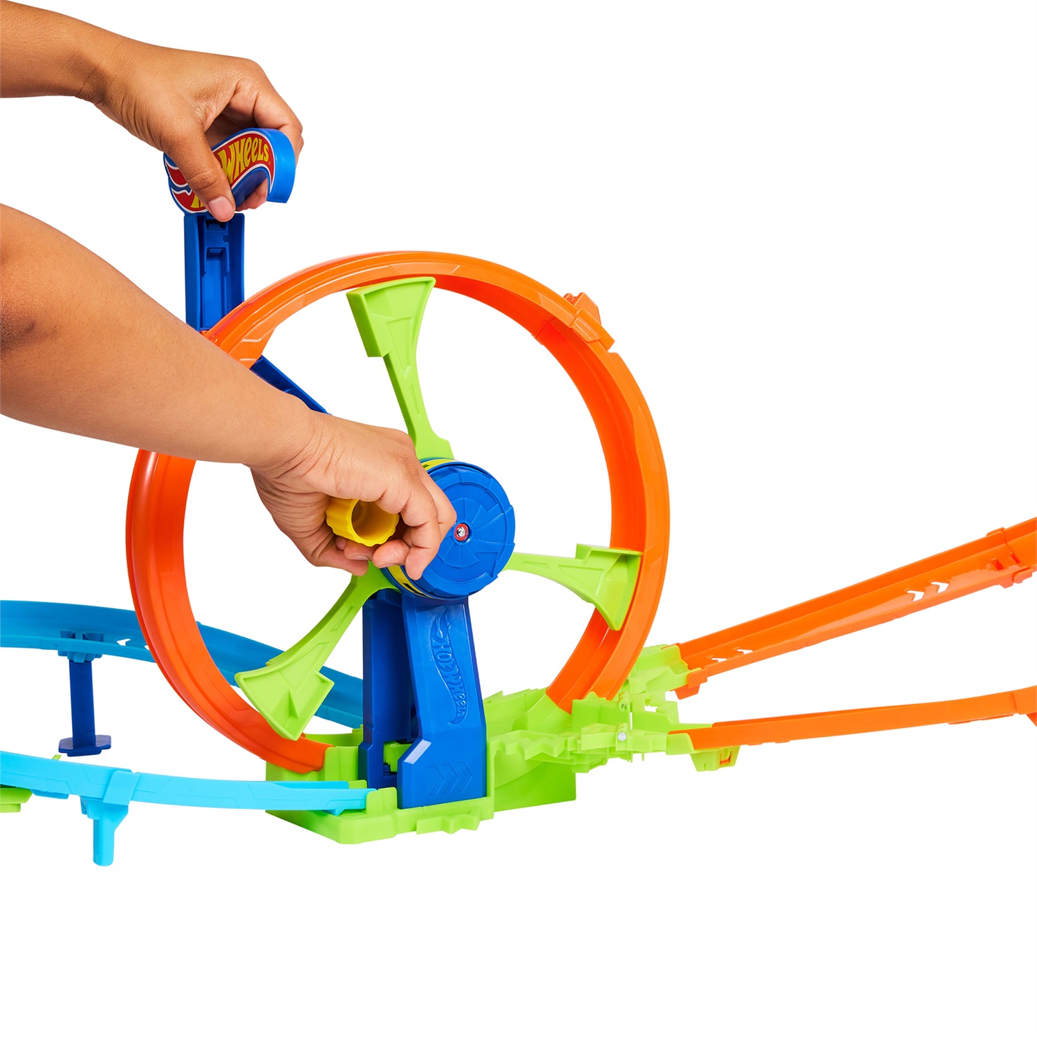 Hot Wheels JBX65 - Pista Loop Rotante con Macchinina Inclusa, Playset con Zona Scontro e Loop a Propulsione, Giocattolo per Bambini 3 Anni