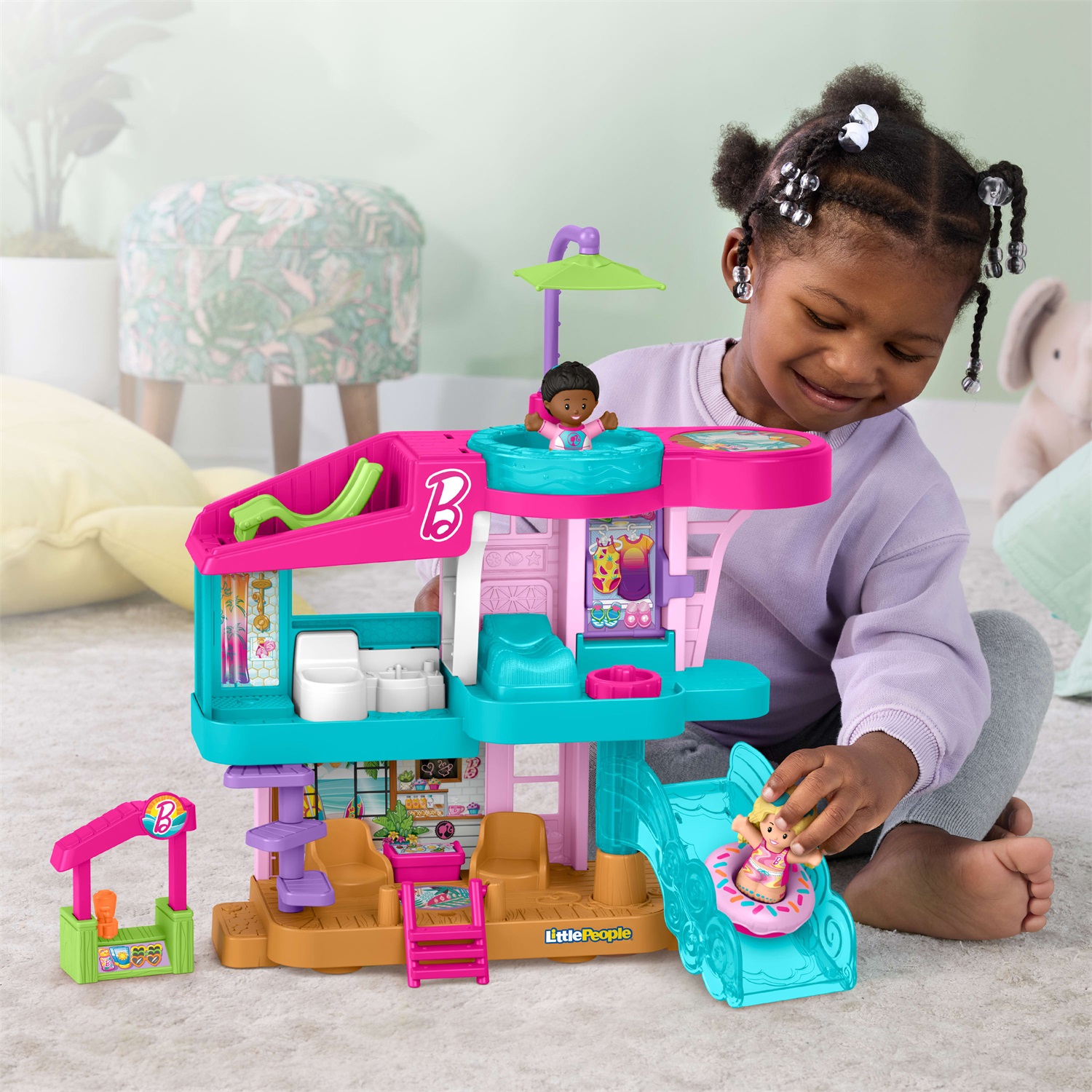 Fisher-Price Little People Barbie - Casa al Mare con 3 piani, 2 personaggi e accessori inclusi