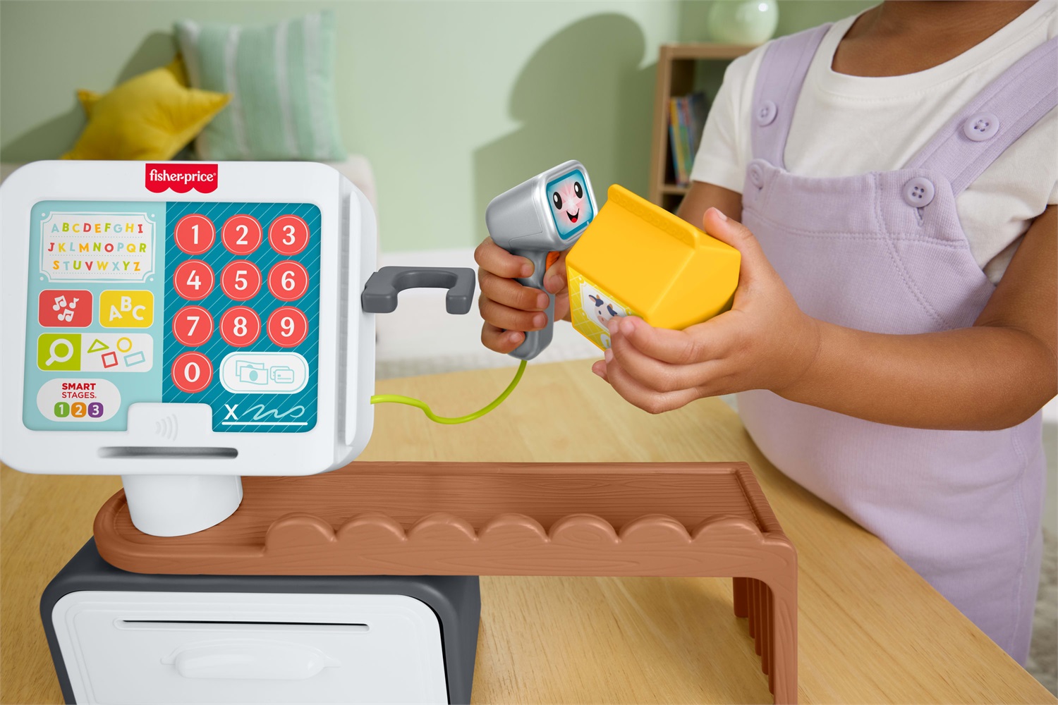 Fisher-Price Registratore di Cassa - Gioco di Ruolo Educativo con Oltre 150 Canzoni e 20 Accessori Inclusi, Versione Multilingue, per Bambini 2 Anni