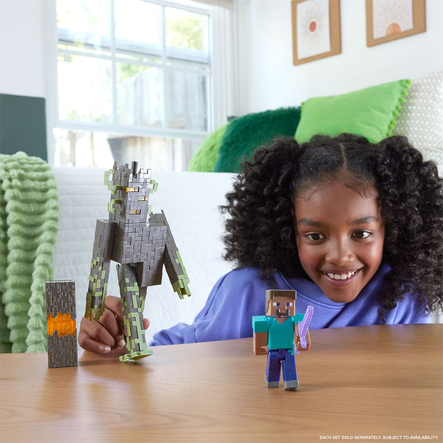 Mattel Minecraft - Action Figure Creaking con Luci Interattive, Suoni e Accessorio a Forma di Cuore, 20 cm, 6 anni