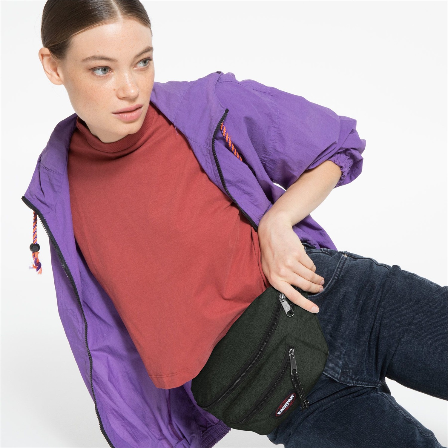 Eastpak Doggy Zaino Sportivo in Nylon e Poliestere Grigio Chiaro, Taglia Unica Unisex-Adulto
