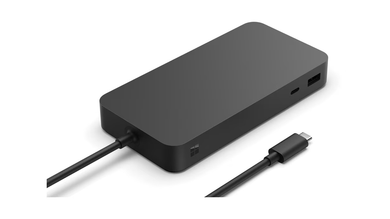 Microsoft Surface Thunderbolt 4 Dock - Docking Station Nero con 8 Porte, 165W, USB-C, USB-A, Ethernet 2.5G